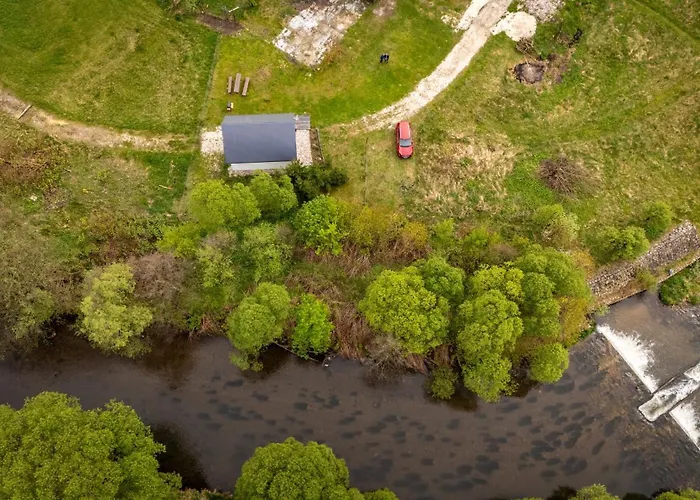 Nad Wodospadem 別荘 Radochow